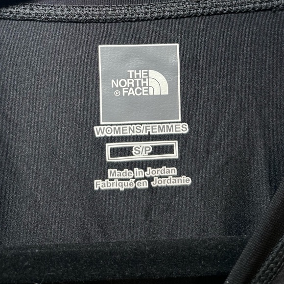 The North Face - Black & Yellow Fitted Long Sleeve Floral Pullover Stretchy Top - Picture 5 of 8